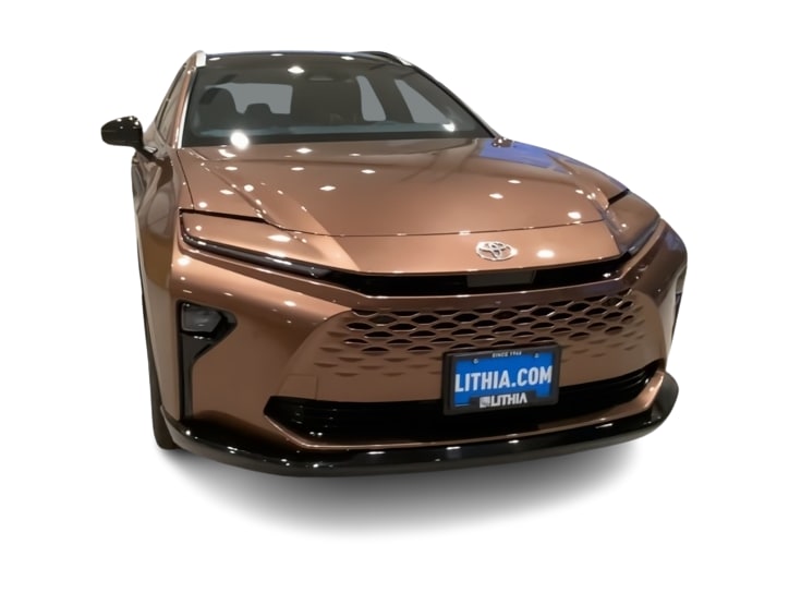 Thumbnail: 2025 Toyota Crown Signia - 4