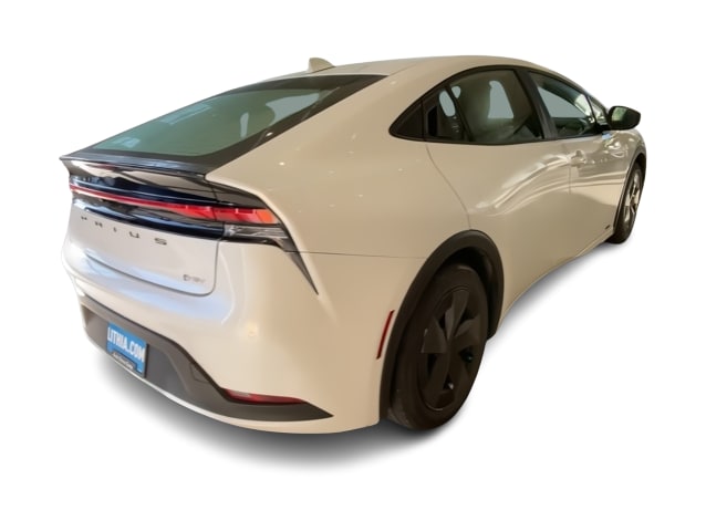 Thumbnail: 2024 Toyota Prius - 17