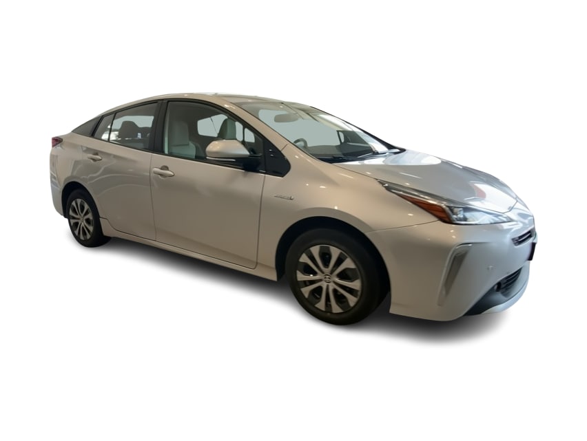 Thumbnail: 2020 Toyota Prius - 15
