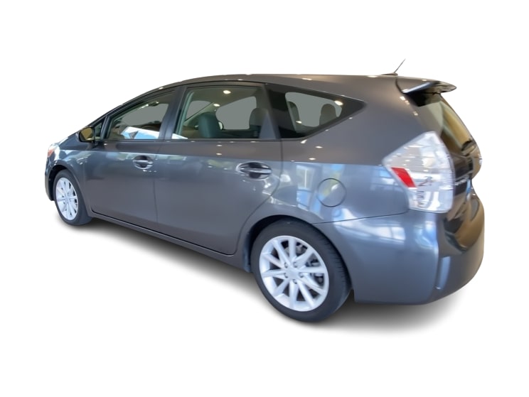 Thumbnail: 2014 Toyota Prius v - 4