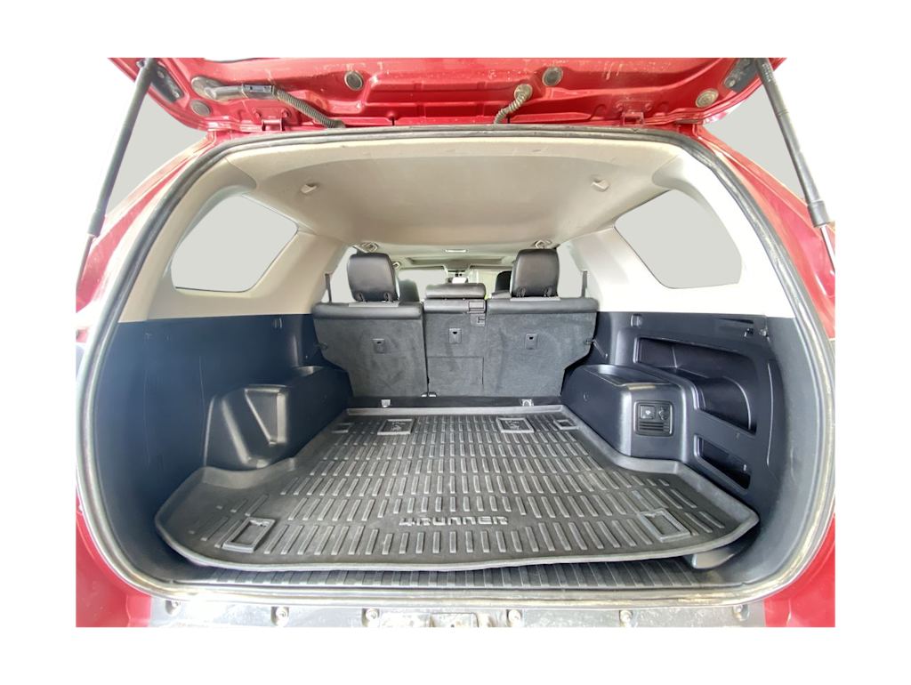 Thumbnail: 2015 Toyota 4Runner - 16