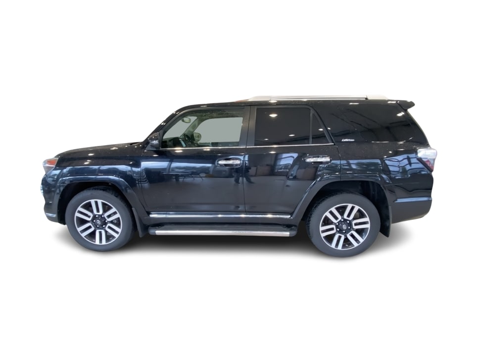Thumbnail: 2017 Toyota 4Runner - 3