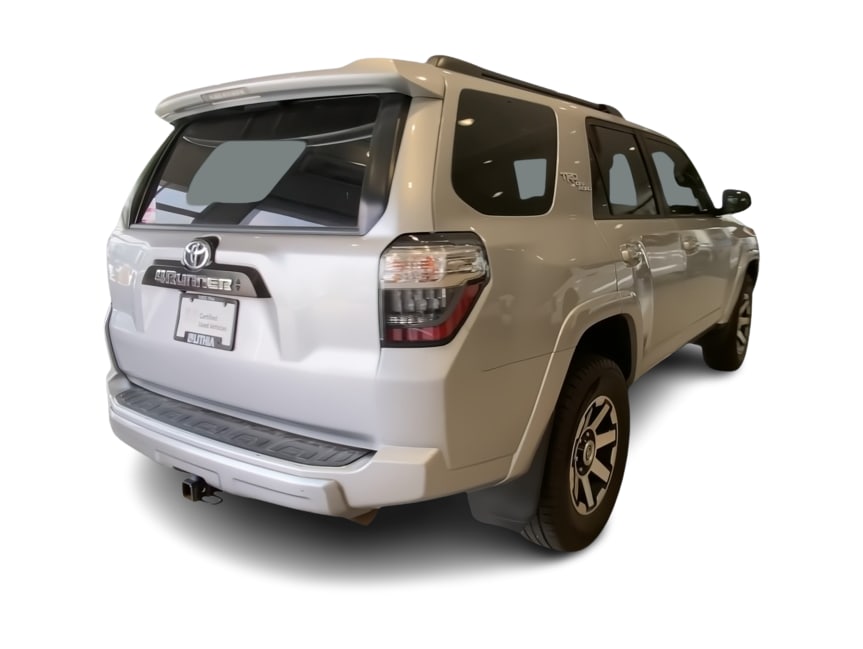 Thumbnail: 2021 Toyota 4Runner - 18