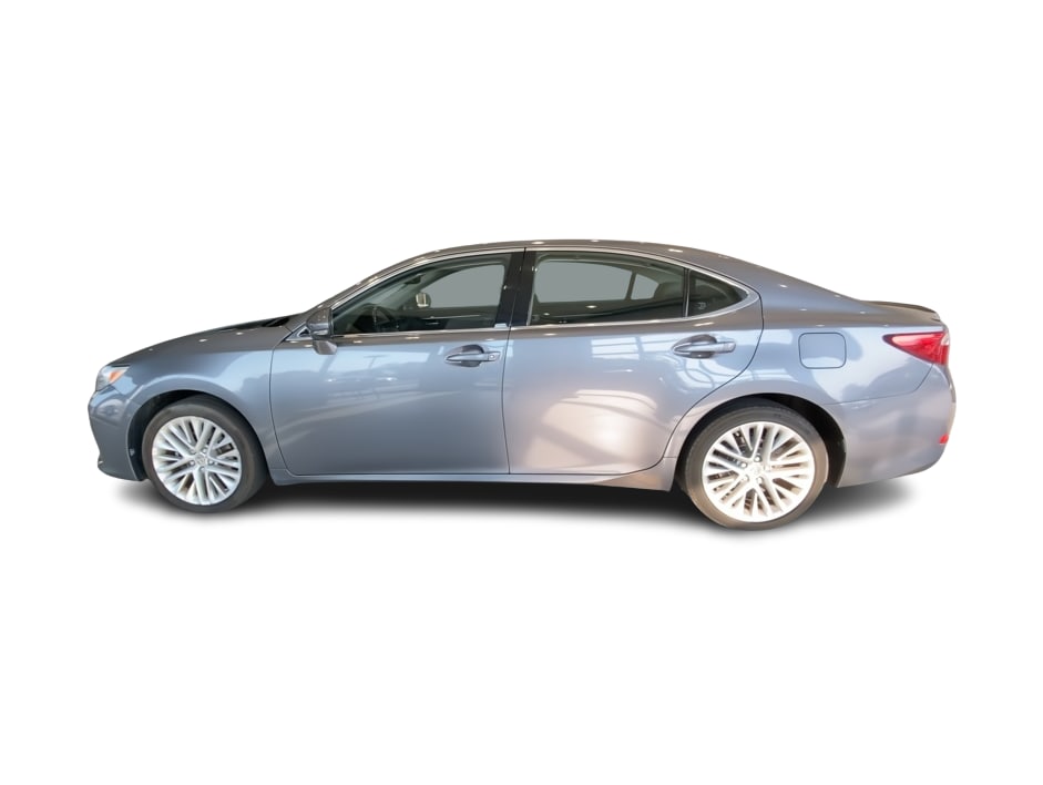 Thumbnail: 2014 Lexus ES - 3