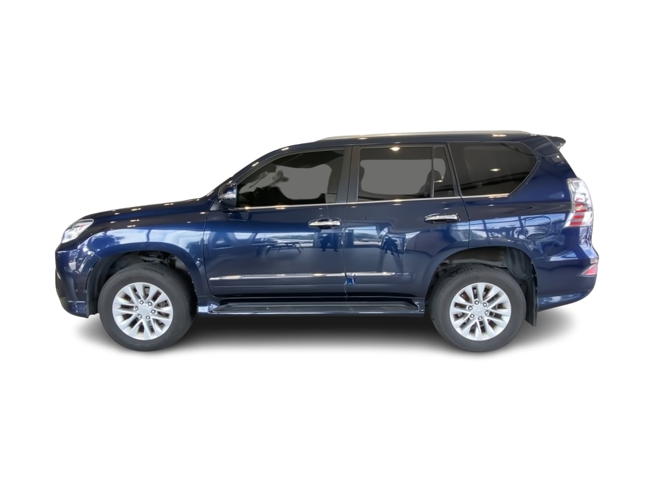 Thumbnail: 2019 Lexus GX - 3