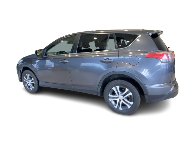 Thumbnail: 2018 Toyota RAV4 - 17