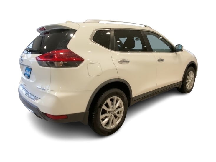 Thumbnail: 2018 Nissan Rogue - 18