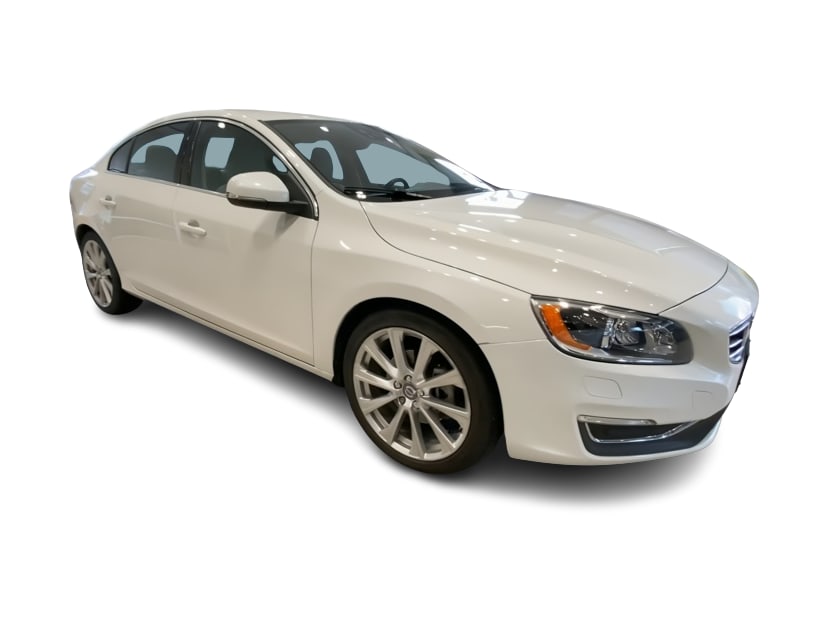 Thumbnail: 2016 Volvo S60 - 16