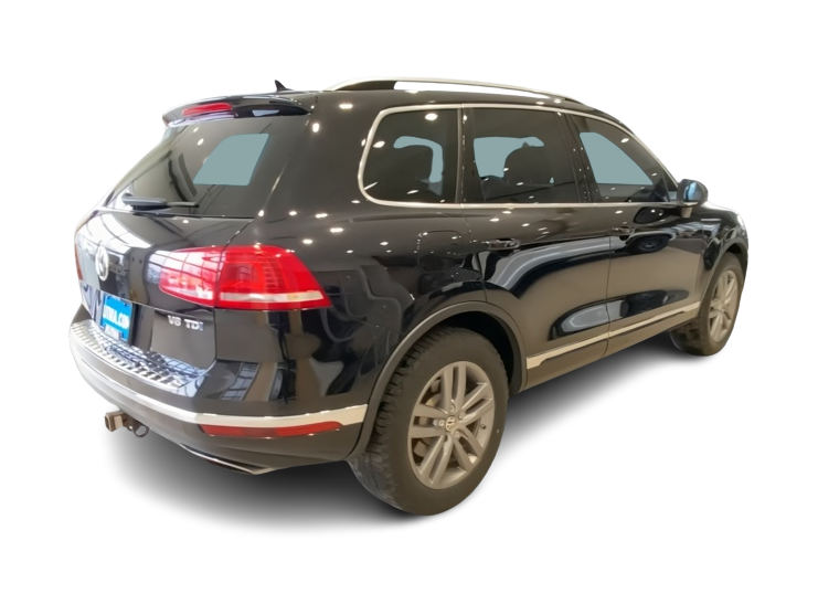 Thumbnail: 2015 Volkswagen Touareg - 19