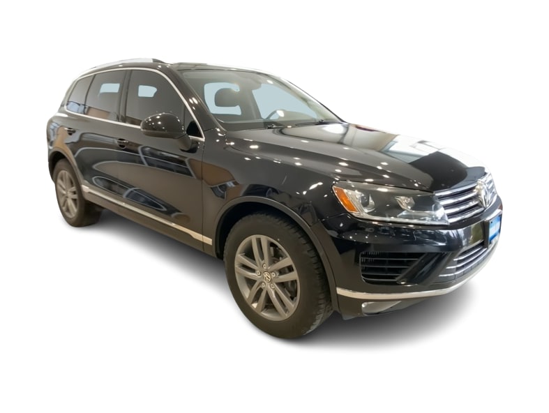 Thumbnail: 2015 Volkswagen Touareg - 16