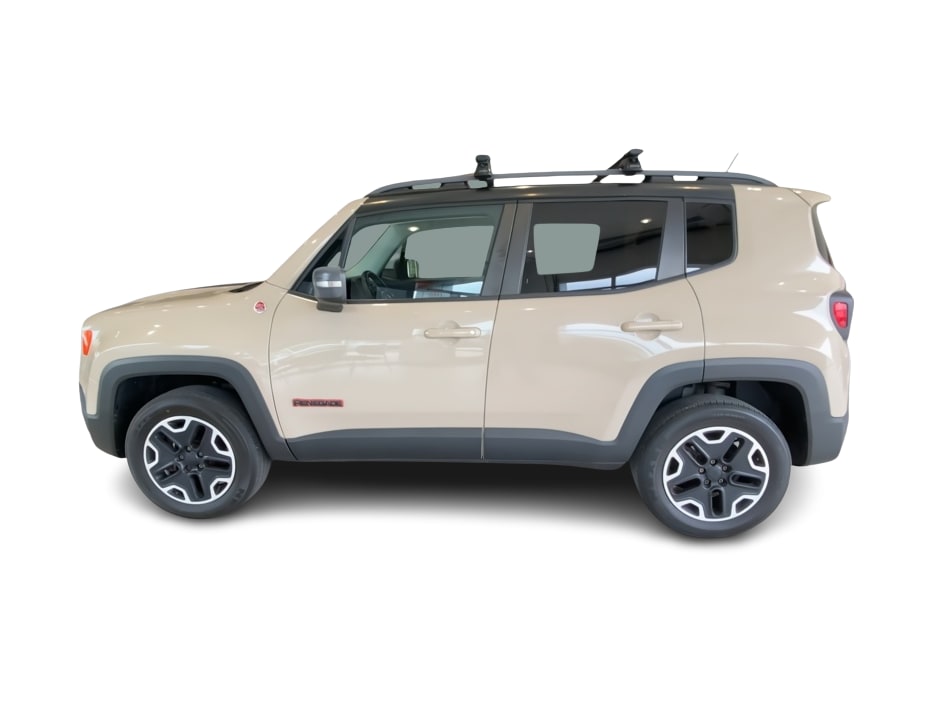 Thumbnail: 2015 Jeep Renegade - 3