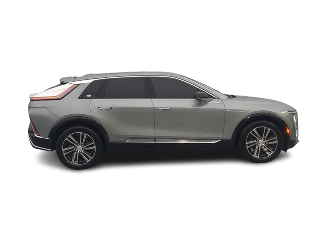 Thumbnail: 2024 Cadillac Lyriq - 24