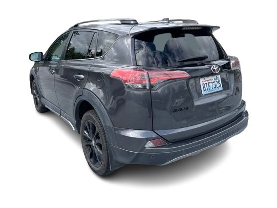 Thumbnail: 2018 Toyota RAV4 - 4