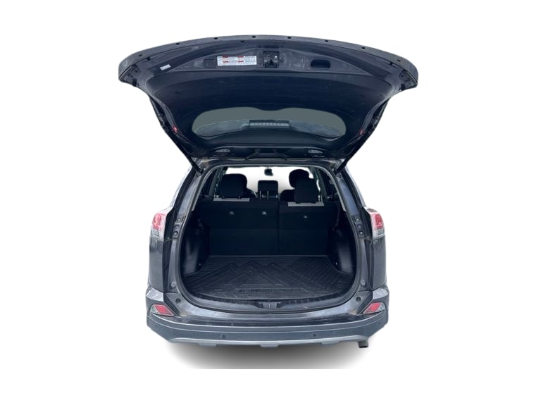 Thumbnail: 2018 Toyota RAV4 - 9