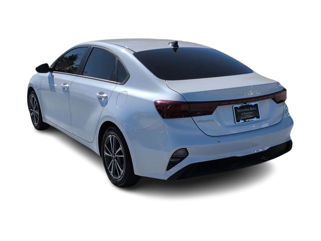 Thumbnail: 2023 Kia Forte - 4