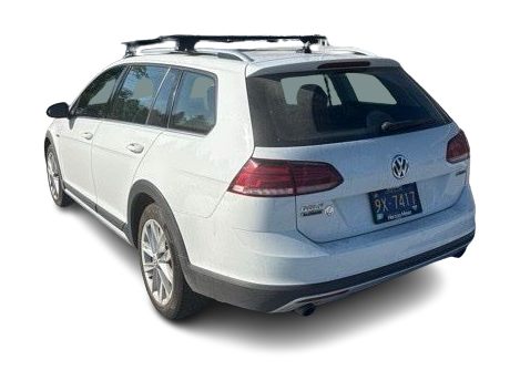Thumbnail: 2019 Volkswagen Golf - 4