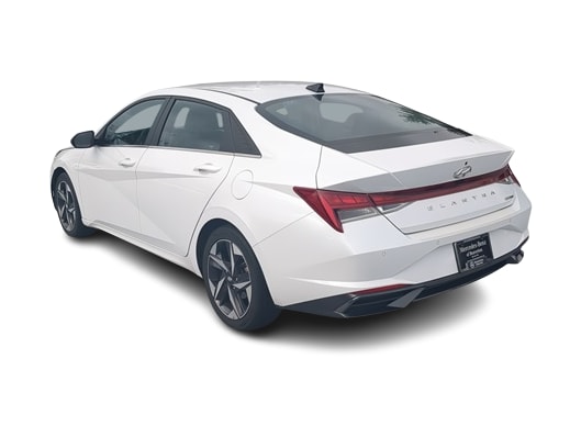 Thumbnail: 2022 Hyundai Elantra - 4