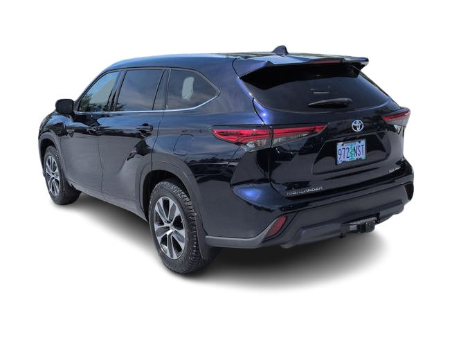 Thumbnail: 2021 Toyota Highlander - 4