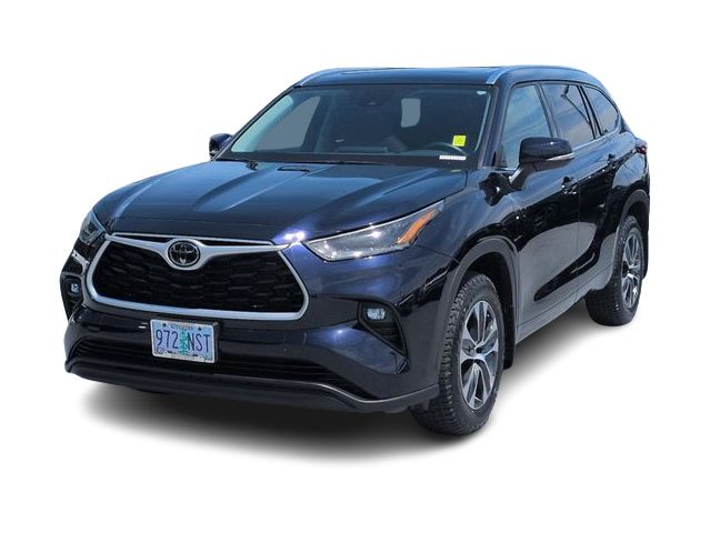 Thumbnail: 2021 Toyota Highlander - 21