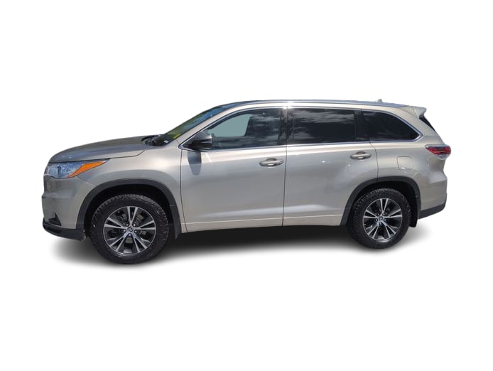 Thumbnail: 2016 Toyota Highlander - 3