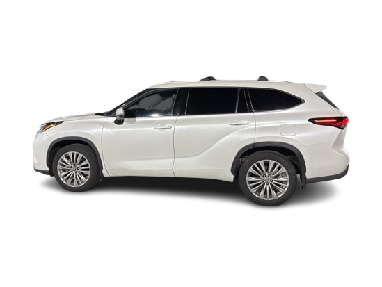 Thumbnail: 2024 Toyota Highlander - 3