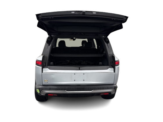 Thumbnail: 2023 Rivian R1S - 9