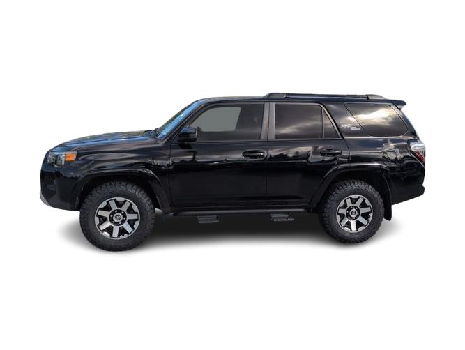 Thumbnail: 2020 Toyota 4Runner - 3