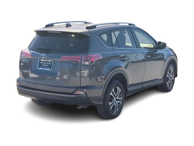 Thumbnail: 2018 Toyota RAV4 - 23