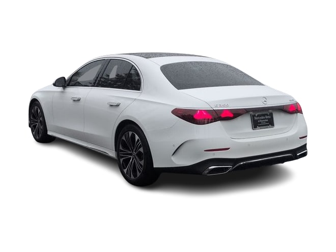 Thumbnail: 2026 Mercedes-Benz E-Class - 4
