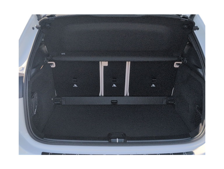 Thumbnail: 2026 Mercedes-Benz GLA - 17