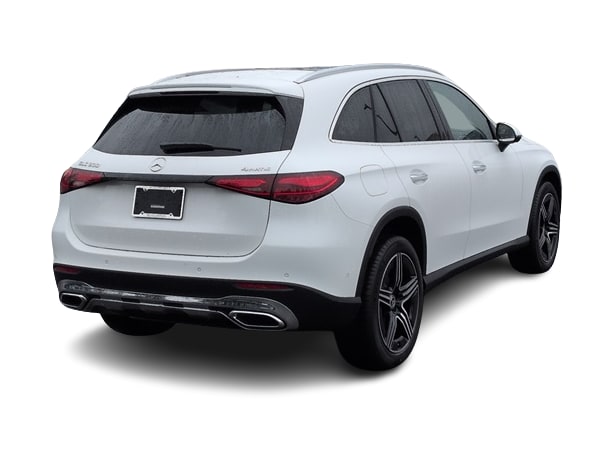 Thumbnail: 2026 Mercedes-Benz GLC - 22