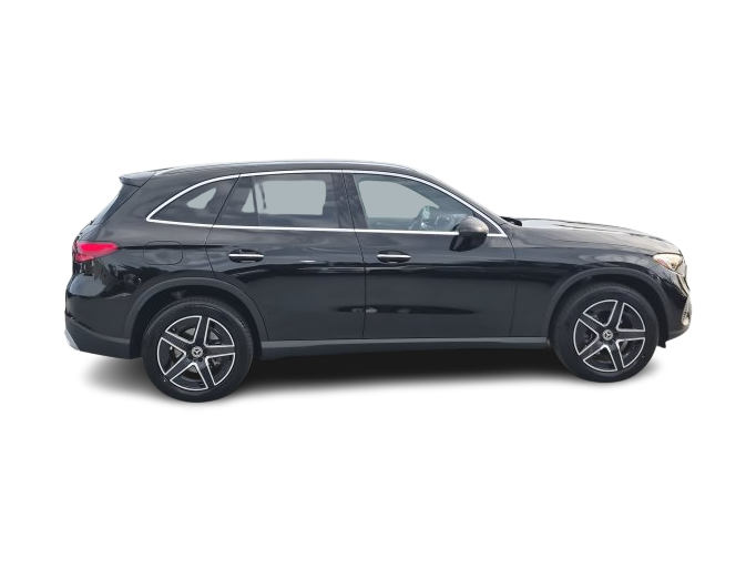 Thumbnail: 2026 Mercedes-Benz GLC - 23
