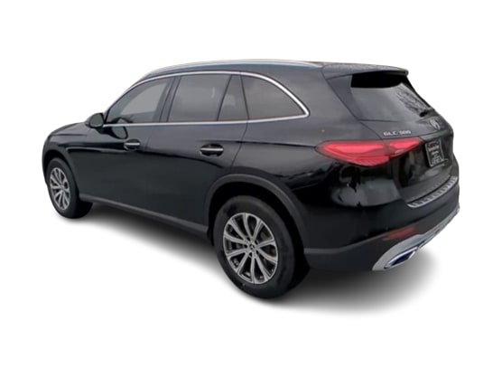 Thumbnail: 2025 Mercedes-Benz GLC - 4