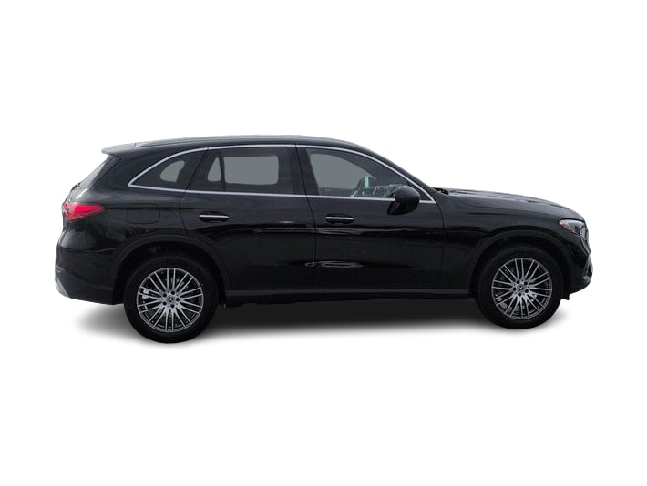 Thumbnail: 2026 Mercedes-Benz GLC - 22