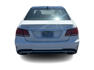 Thumbnail: 2016 Mercedes-Benz E-Class - 12