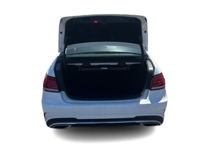 Thumbnail: 2016 Mercedes-Benz E-Class - 4
