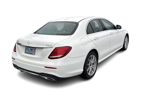 Thumbnail: 2020 Mercedes-Benz E-Class - 13