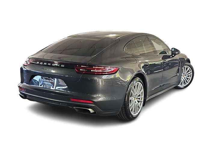 Thumbnail: 2018 Porsche Panamera - 24