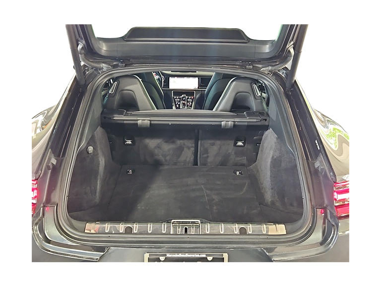 Thumbnail: 2018 Porsche Panamera - 18