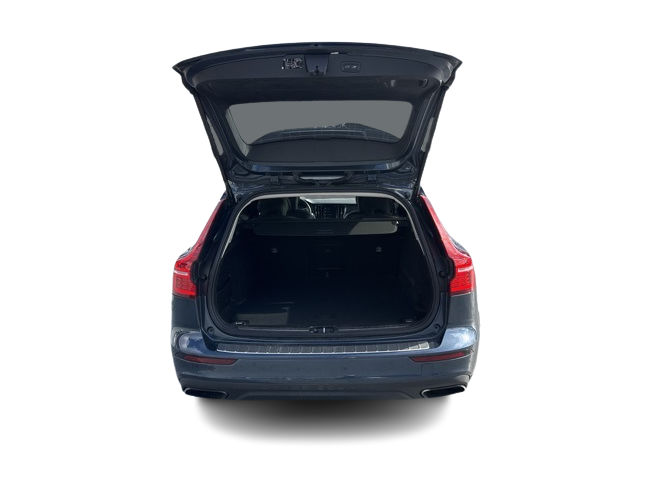 Thumbnail: 2020 Volvo V60 - 9