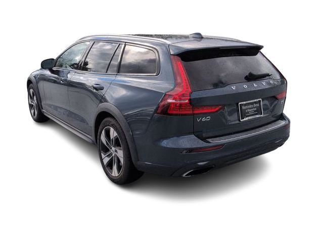 Thumbnail: 2020 Volvo V60 - 4
