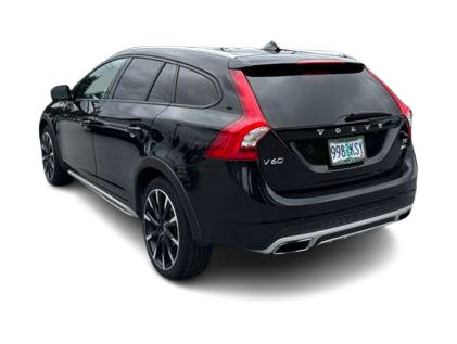 Thumbnail: 2018 Volvo V60 - 4