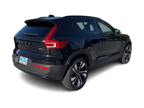 Thumbnail: 2025 Volvo XC40 - 12