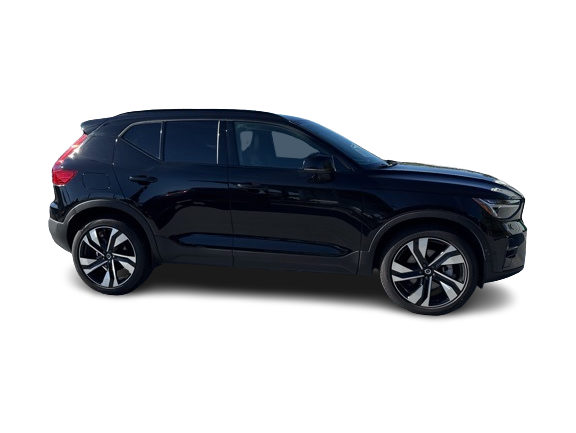 Thumbnail: 2025 Volvo XC40 - 11