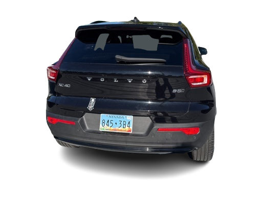 Thumbnail: 2025 Volvo XC40 - 5