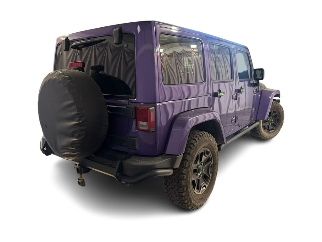 Thumbnail: 2016 Jeep Wrangler - 16