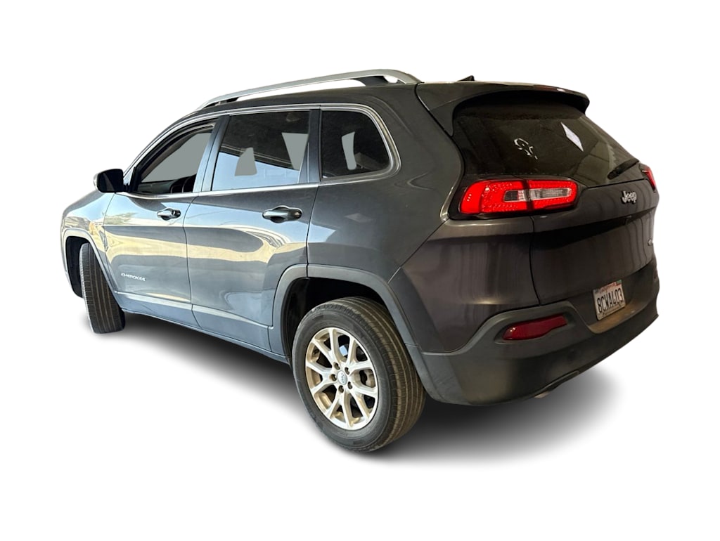 Thumbnail: 2017 Jeep Cherokee - 3