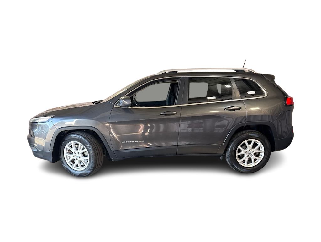 Thumbnail: 2016 Jeep Cherokee - 2