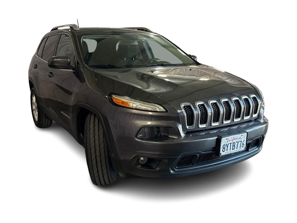 Thumbnail: 2016 Jeep Cherokee - 15