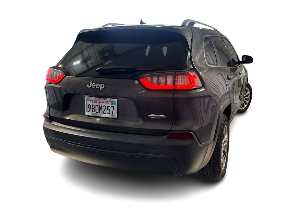Thumbnail: 2019 Jeep Cherokee - 17